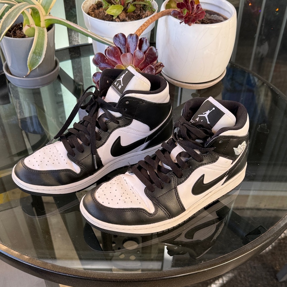 Nike Air Jordan 1 Mid Panda Black White